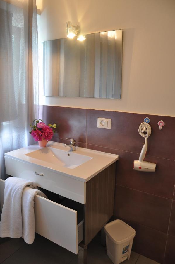 Smile Accomodation Sun Аоста Экстерьер фото