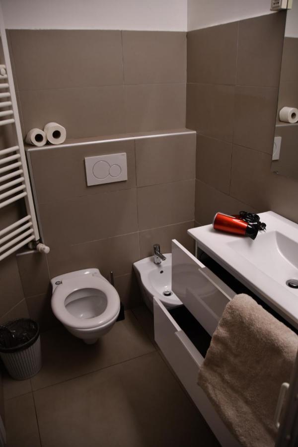 Smile Accomodation Sun Аоста Экстерьер фото
